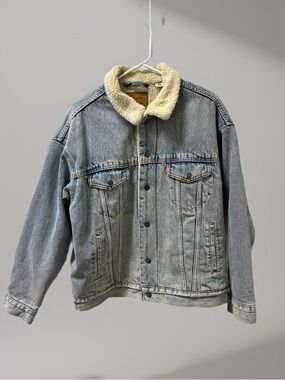 Levi's Light Blue Denim Jacket with Cream Sherpa Collar